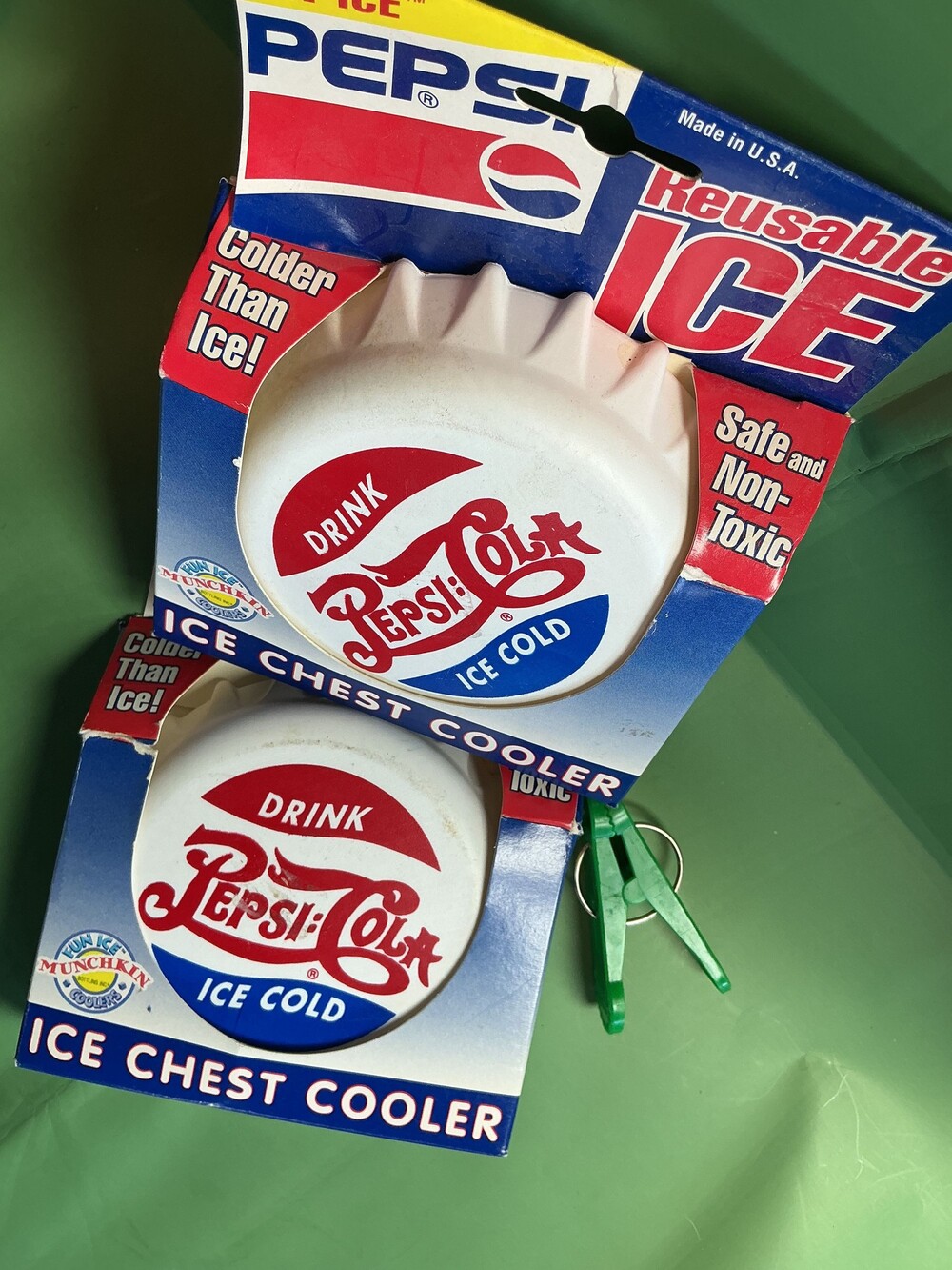 ★ 2 Pepsi-Cola Fun Ice Reusable Bottle Cap Freezer Packs**VINTAGE**